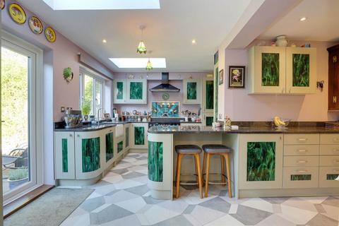 33 Matlock Road, Caversham, Reading, RG4 7BP