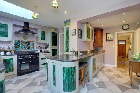 33 Matlock Road, Caversham, Reading, RG4 7BP