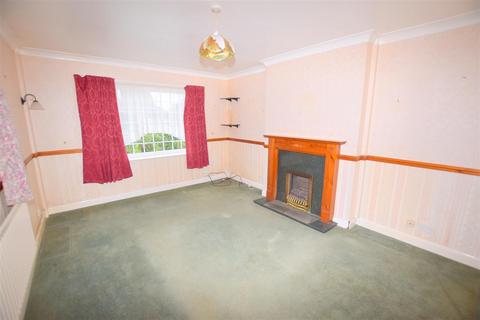 2 bedroom semi-detached bungalow for sale, Mount Pleasant, Grimsby DN36