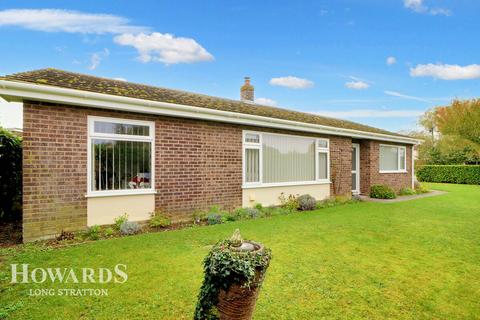 4 bedroom detached bungalow for sale, High Green, Great Moulton