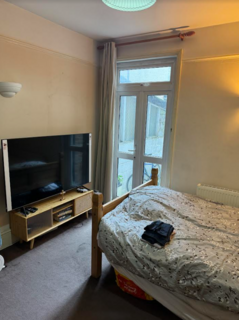 1 bedroom in a house share to rent, Willingdon Road, London N22