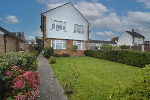 2 bedroom maisonette for sale, Clarence Road, Pilgrims Hatch, Brentwood