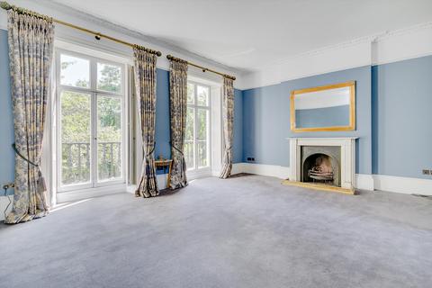 5 bedroom townhouse to rent, Crescent Grove, London, SW4