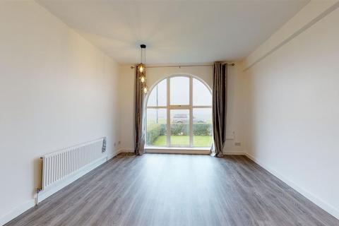 2 bedroom apartment to rent, Marine Parade, Whitstable, CT5