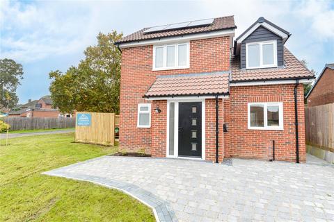 2 bedroom detached house for sale, Monteray Drive, Hordle, Lymington, Hampshire, SO41