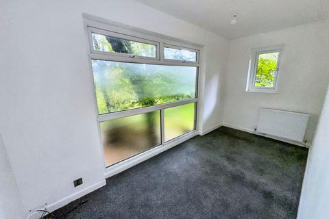 3 bedroom flat for sale, Prestwich Park Road South, Prestwich, M25