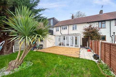 13 Teynham Green, Gillingham, ME8 6NZ