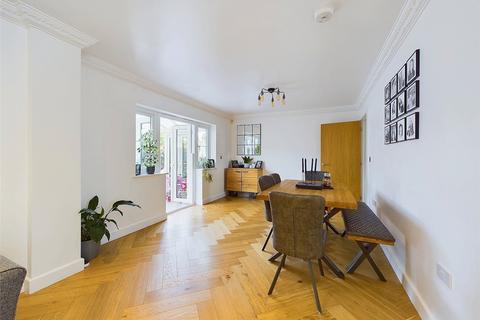 14 Foundry Way, Rayne, Braintree, CM77 6AE