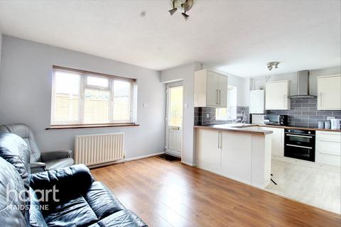 1 bedroom flat to rent, Stevens Road, Aylesford