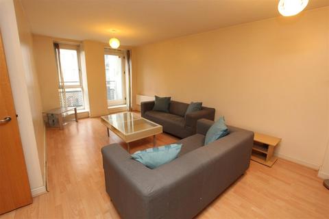 2 bedroom flat to rent, Aspect 14, Elmwood Lane