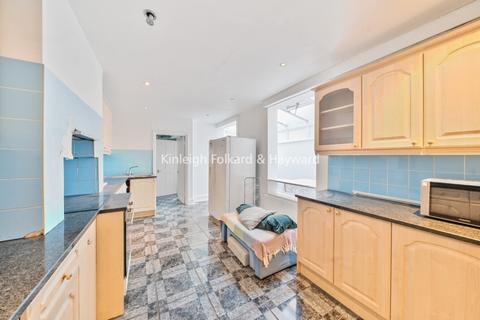 6 bedroom house to rent, Miranda Road London N19