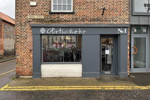 Shop to rent, London Street, Swaffham