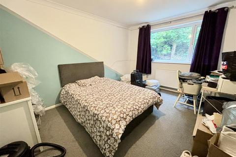 131 Allens Road, Upton, Poole, BH16 5BX