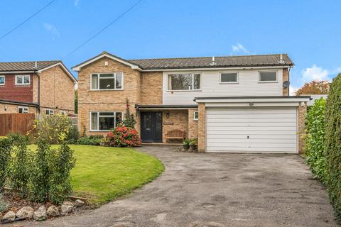 Heathlands Castle Road, Woking, GU21 4EU