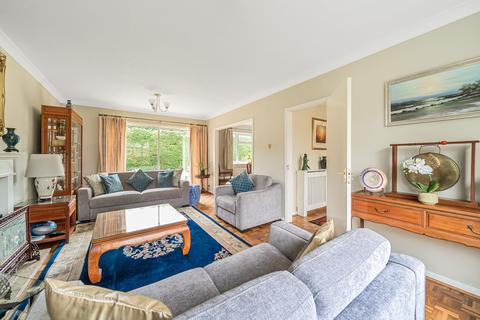 Heathlands Castle Road, Woking, GU21 4EU