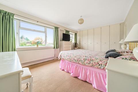 Heathlands Castle Road, Woking, GU21 4EU