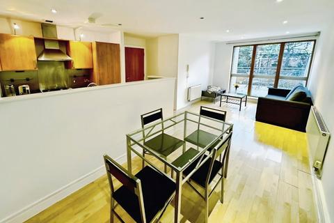 2 bedroom flat to rent, Admiral Court, Brewery Wharf, 8 Bowman Lane, Leeds, LS10