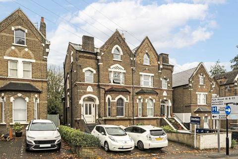 Leamington Park, London W3
