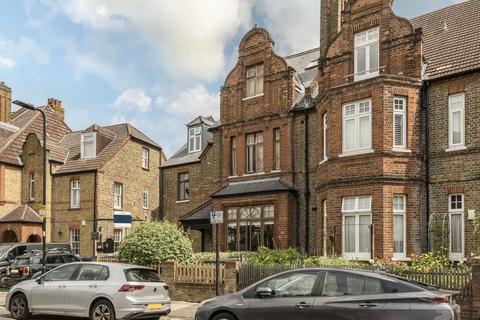 2 bedroom flat for sale, Newburgh Road, London W3