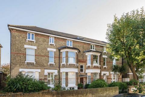 2 bedroom flat for sale, Cumberland Park, London W3