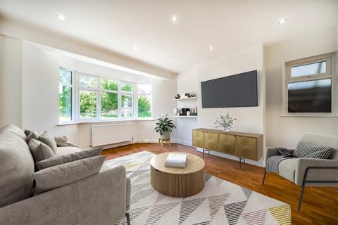 4 bedroom terraced house for sale, Gunnersbury Avenue, London W3