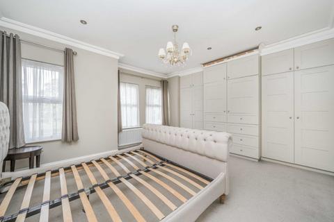 75 Gunnersbury Lane, London, W3 8HG