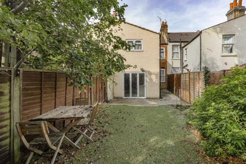 75 Gunnersbury Lane, London, W3 8HG