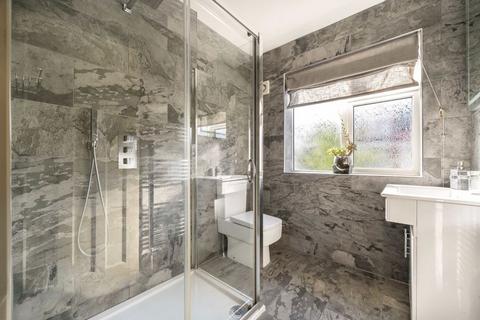 20 Nemoure Road, London, W3 6NZ