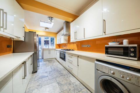 5 bedroom semi-detached house for sale, Vyner Road, London W3