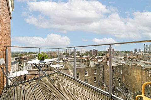 1 bedroom flat for sale, Hoopers Mews, London W3