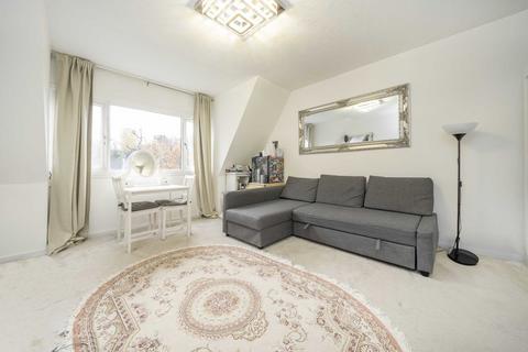 Studio for sale, Abbeyfields Close, London NW10