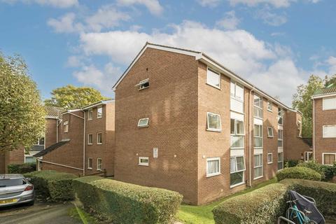 1 bedroom flat for sale, Sunninghill Court, London W3