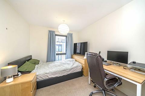 1 bedroom flat for sale, Uxbridge Road, London W3