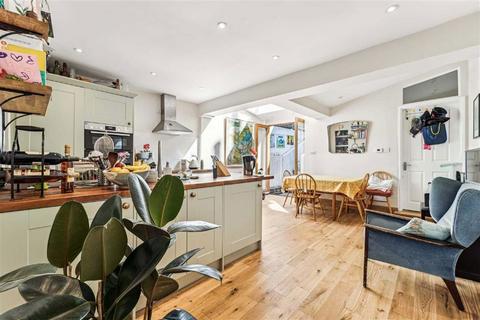 2 bedroom house for sale, Lansdowne Lane, London SE7