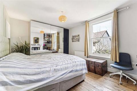 28 Lansdowne Lane, London, SE7 8TJ