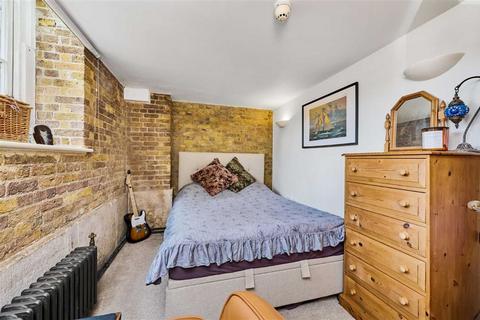 1 bedroom flat for sale, Marlborough Road, London SE18