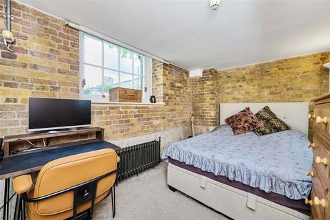 1 bedroom flat for sale, Marlborough Road, London SE18