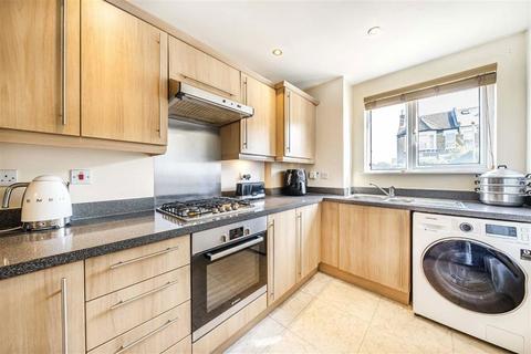 2 bedroom terraced house for sale, Victoria Way, London SE7