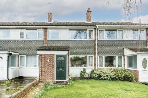 3 bedroom terraced house for sale, The Birches, London SE7