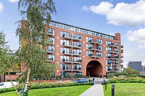 2 bedroom flat for sale, Thunderer Walk, London SE18