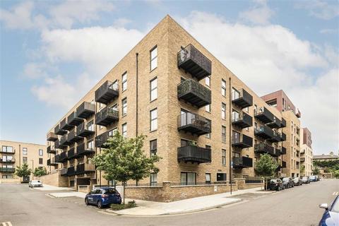 1 bedroom flat for sale, Rolfe Terrace, London SE18