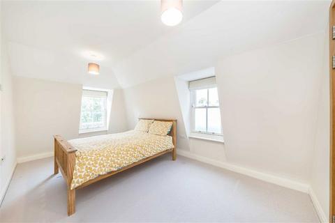 2 bedroom flat for sale, Mycenae Road, London SE3