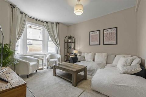 4 bedroom house for sale, Parkdale Road, London SE18