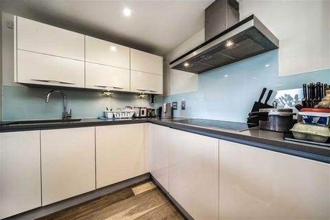 3 bedroom flat for sale, Seren Park Gardens, London SE3