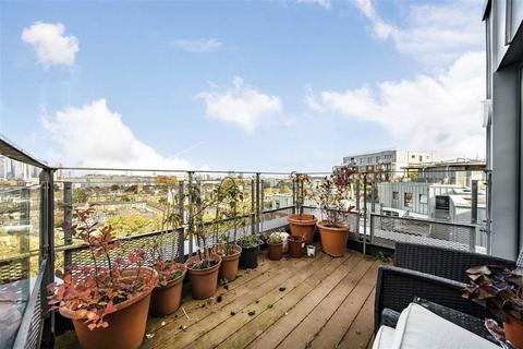 3 bedroom flat for sale, Seren Park Gardens, London SE3