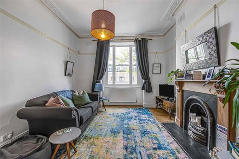 4 bedroom house for sale, Charlton Church Lane, London SE7