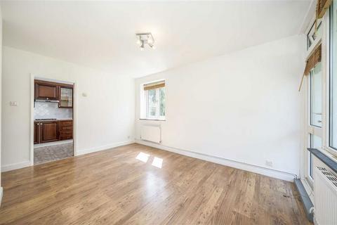 2 bedroom flat for sale, Casterbridge Road, London SE3