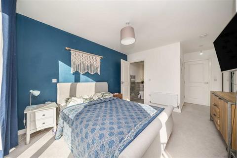 2 bedroom flat for sale, Artillery Place, London SE18