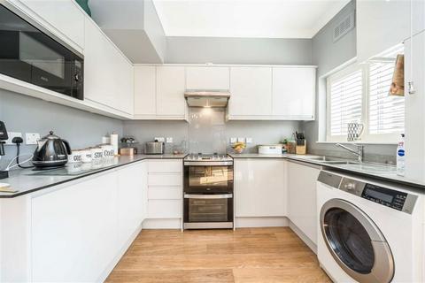 3 bedroom house for sale, Sutlej Road, London SE7