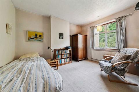 63 Elliscombe Road, London, SE7 7PF